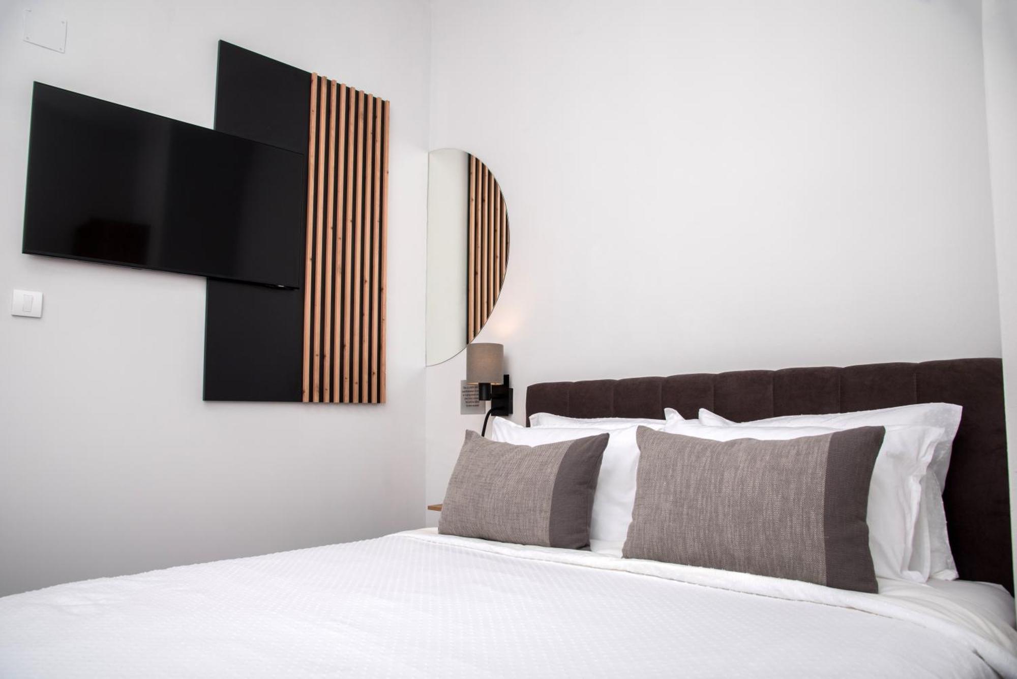 Republic Square Luxury Suites Belgrade Exterior photo